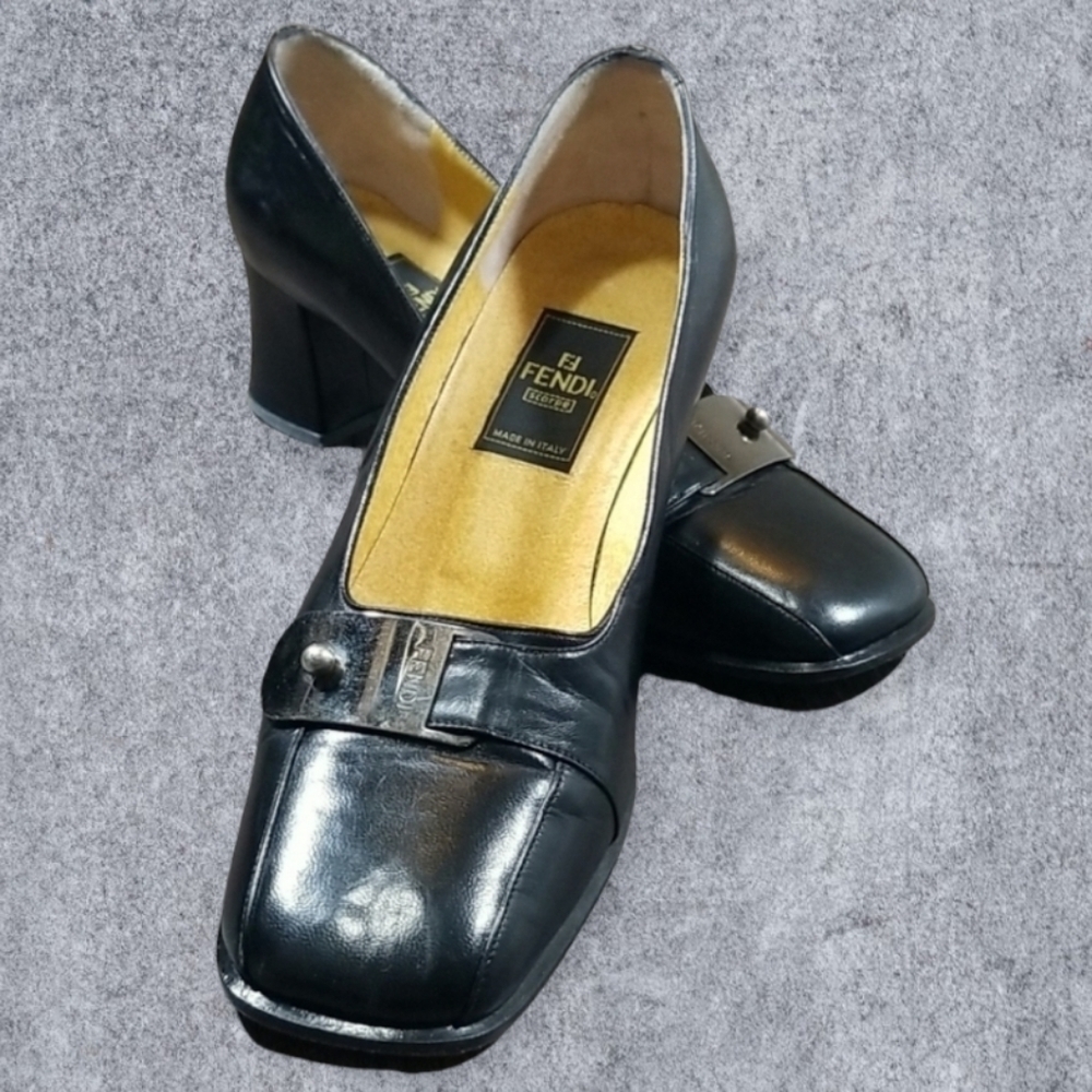 Fendi Women's Shoes Size 6.5 Black Scarpe Block Heels Made in Italy